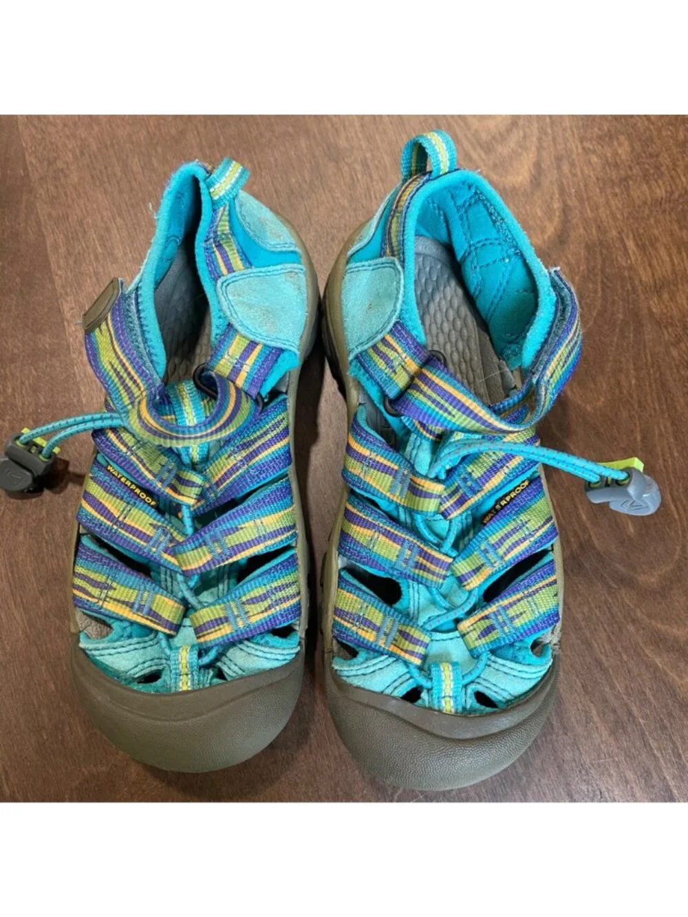 KEEN Newport H2 Sandals Unisex Big Kids Size 1 Waterproof Shoes Camp Hiking Blue
